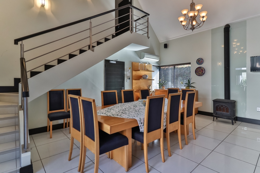 5 Bedroom Property for Sale in Pearl Valley at Val de Vie Western Cape